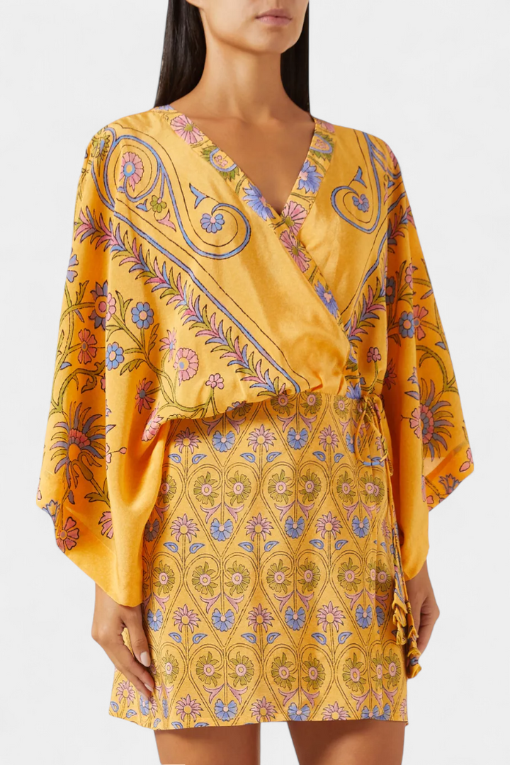 Vestido Candela Boho con Estampado Floral y Escote en V Cruzado
