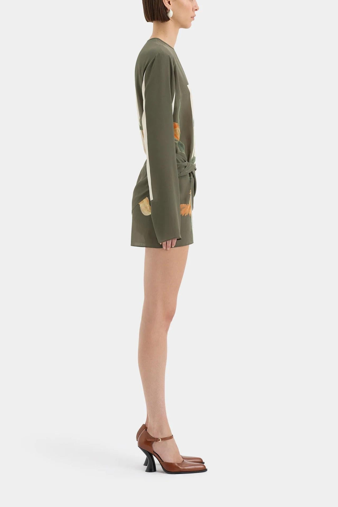 Vestido Núria Floral con Detalle Torcido y Espalda Abierta