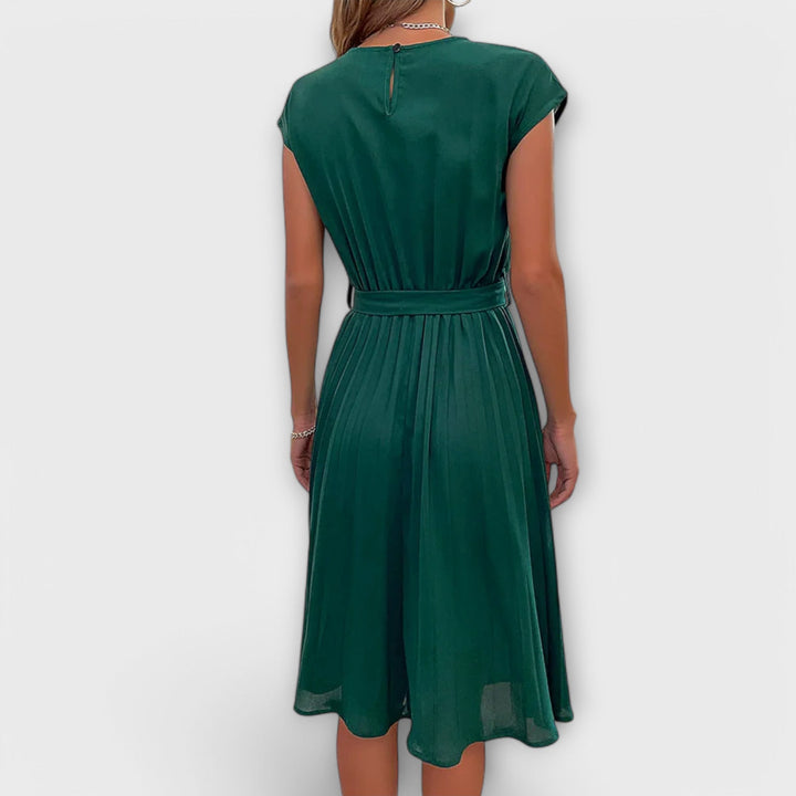 Claire - Vestido corto de manga corta plisado y casual