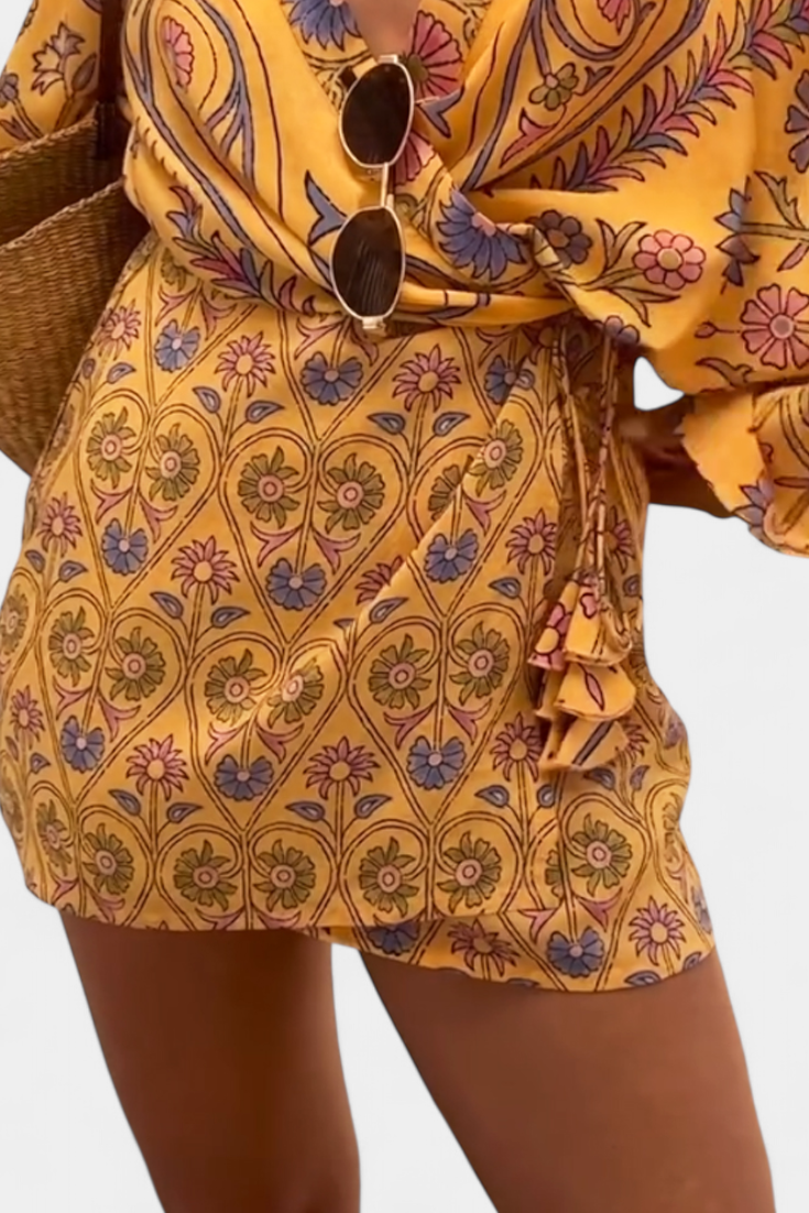 Vestido Candela Boho con Estampado Floral y Escote en V Cruzado