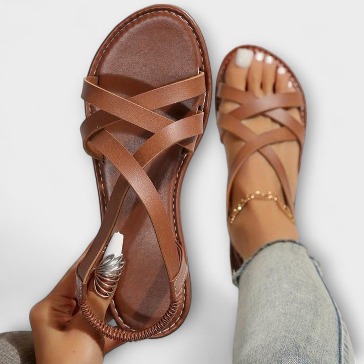 Sandalias Debora con cierre cruzado ligero