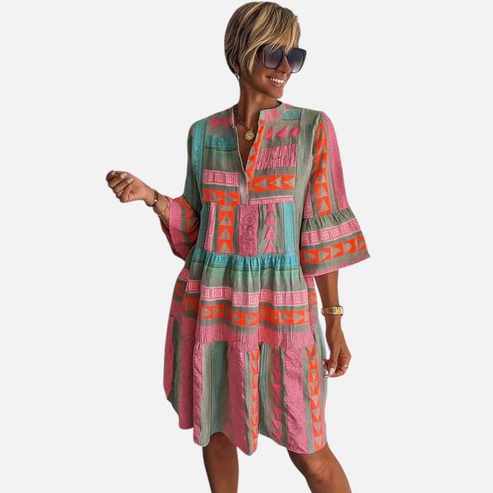 Vestido escalonado con vuelo Nora™